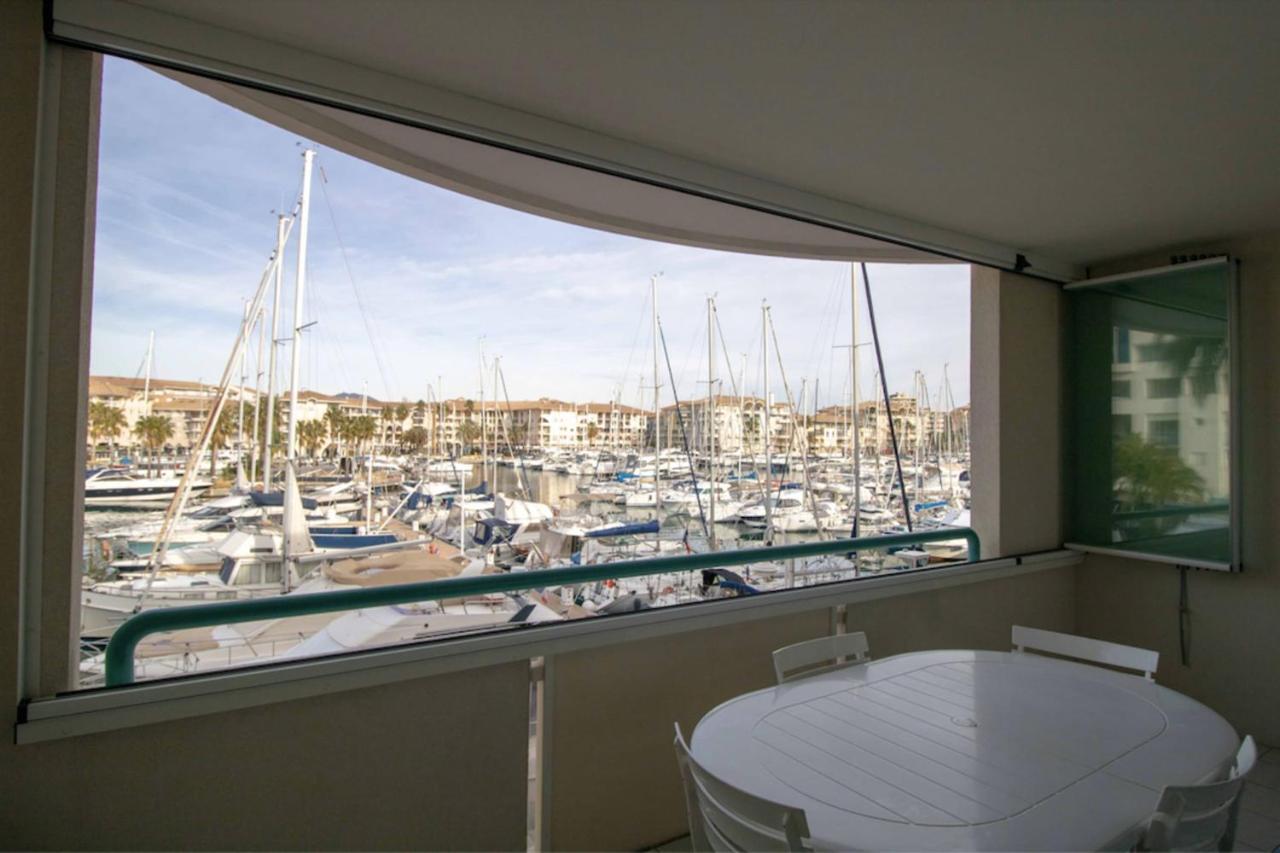 Apartment With Balcony And View On The Port Fréjus Exterior foto
